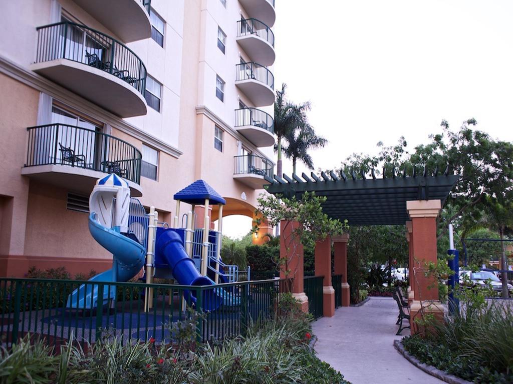 Hotel Club Wyndham Palm-Aire à Pompano Beach Extérieur photo